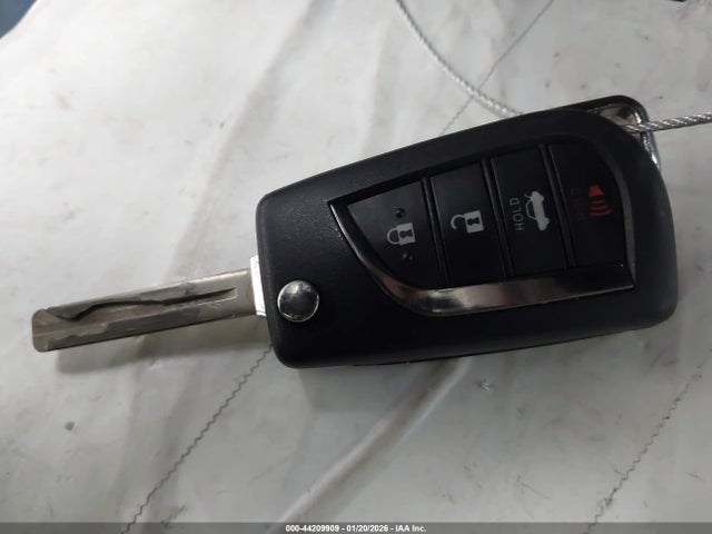 4T1G11AK0NU669365 Toyota CAMRY SE