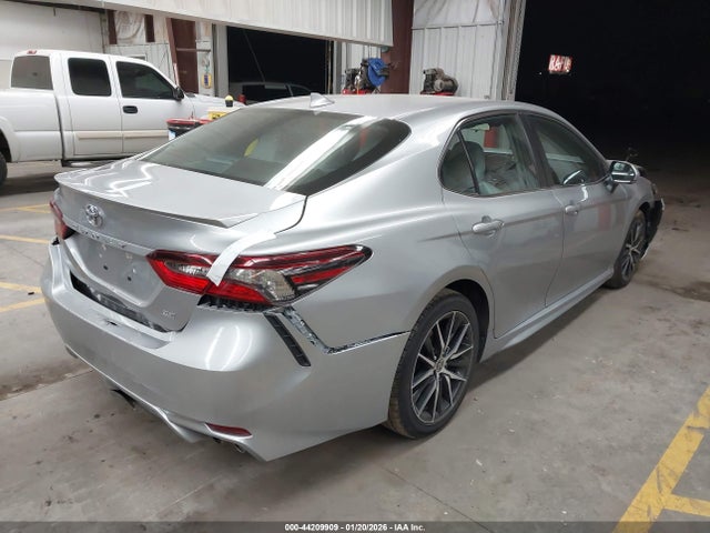 4T1G11AK0NU669365 Toyota CAMRY SE