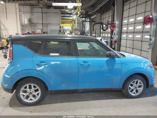 KNDJ23AU6R7219857 KIA SOUL S