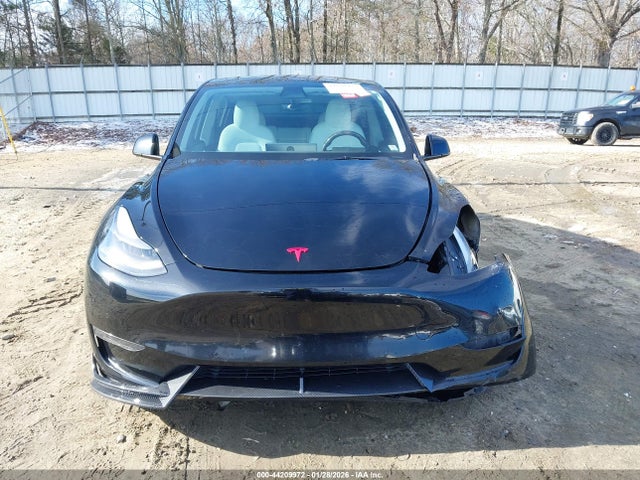 2021 Tesla Model Y Performance Dual Motor All-wheel Drive მანქანა იყიდება აუქციონზე, vin: 5YJYGDEF8MF230251, აუქციონის ნომერი: 44209972