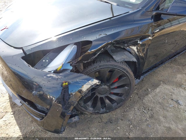 2021 Tesla Model Y Performance Dual Motor All-wheel Drive მანქანა იყიდება აუქციონზე, vin: 5YJYGDEF8MF230251, აუქციონის ნომერი: 44209972