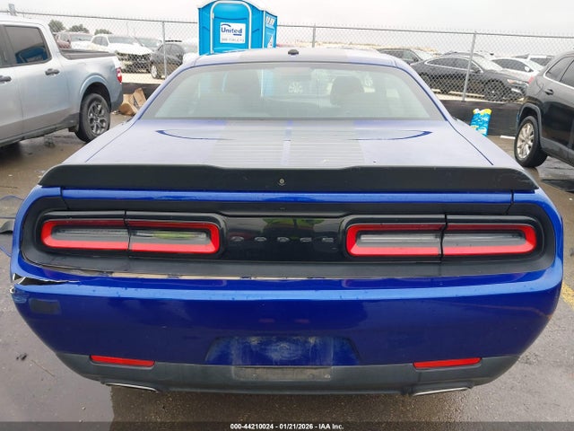 2C3CDZAG0LH210765 Dodge Challenger Sxt