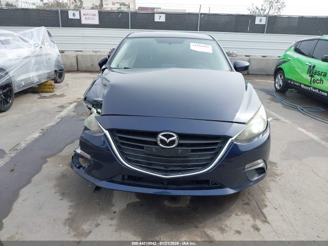 JM1BM1U78G1339457 Mazda Mazda3 I Sport