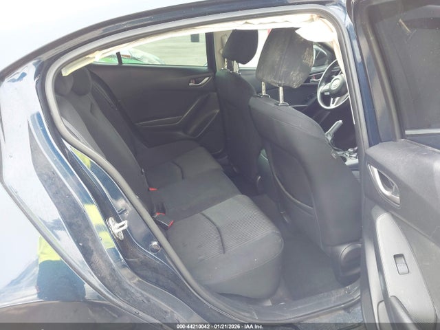JM1BM1U78G1339457 Mazda Mazda3 I Sport