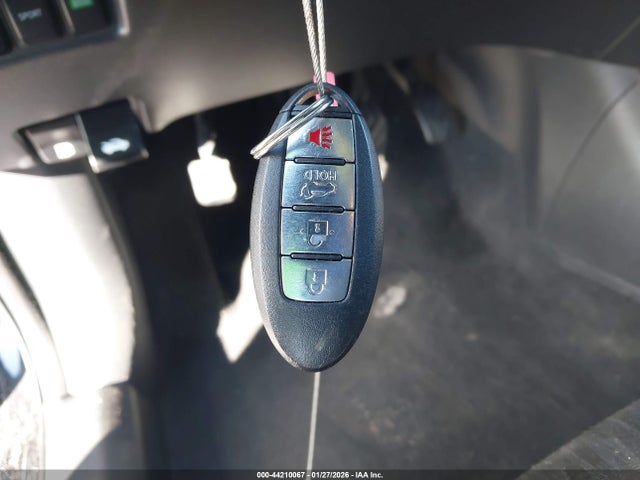 Aukcja sprzedaży 2017 Nissan Rogue Sv, vin: KNMAT2MV6HP579561, numer aukcji: 44210067