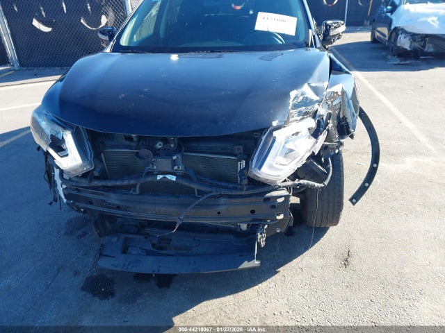 Aukcja sprzedaży 2017 Nissan Rogue Sv, vin: KNMAT2MV6HP579561, numer aukcji: 44210067