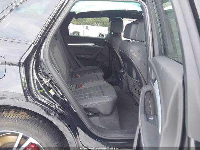 Продаж на аукціоні авто 2025 Audi Q5 Premium Plus 45 Tfsi S Line Quattro S Tronic, vin: WA1EAAFYXS2020456, номер лоту: 44210085