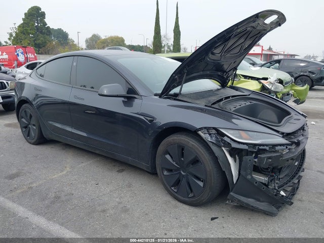 2024 TESLA MODEL 3 5YJ3E1EA0RF747862 Photo 0
