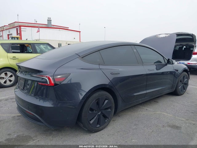 5YJ3E1EA0RF747862 Tesla Model 3 Long Range Dual Motor All-wheel Drive/rear-wheel Drive