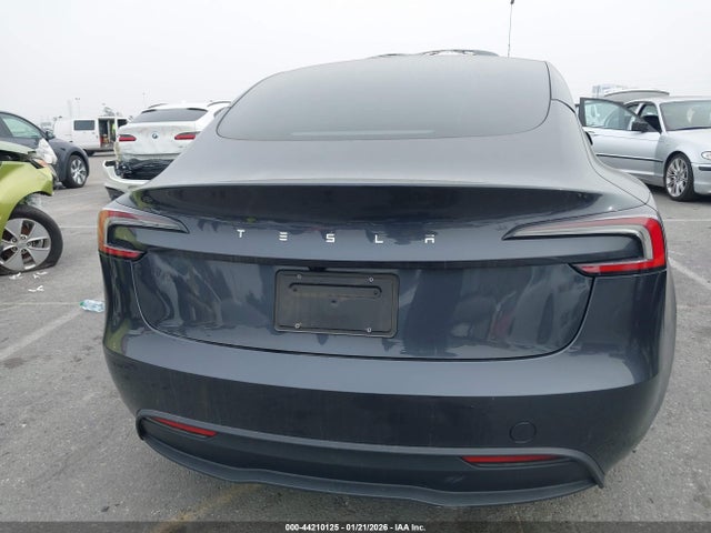 5YJ3E1EA0RF747862 Tesla Model 3 Long Range Dual Motor All-wheel Drive/rear-wheel Drive
