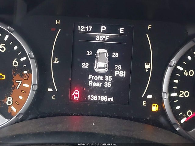 ZACCJBBT8FPB82823 Jeep Renegade Latitude