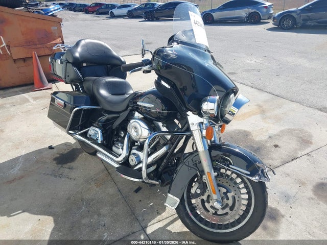 2013 HARLEY-DAVIDSON FLHTK 1HD1KEM14DB635729