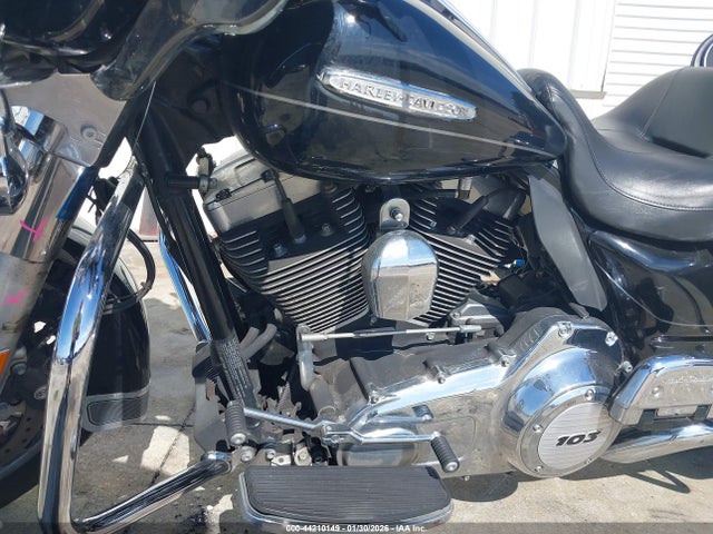 2013 HARLEY-DAVIDSON FLHTK 1HD1KEM14DB635729 Photo 8
