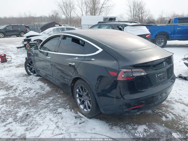 5YJ3E1EA9JF028050 Tesla MODEL 3