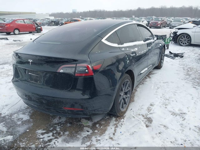 5YJ3E1EA9JF028050 Tesla MODEL 3