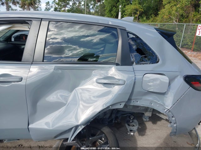 2023 HONDA HR-V 3CZRZ1H5XPM734536 Photo 5