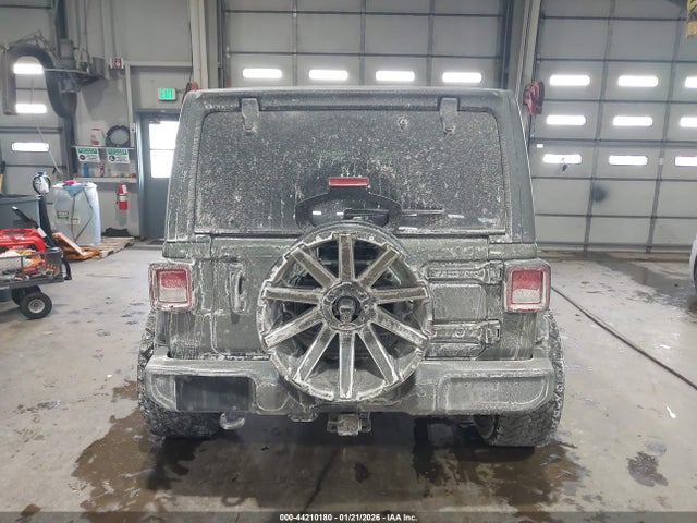 1C4HJXDN3MW740398 Jeep Wrangler Unlimited Sport Altitude 4x4