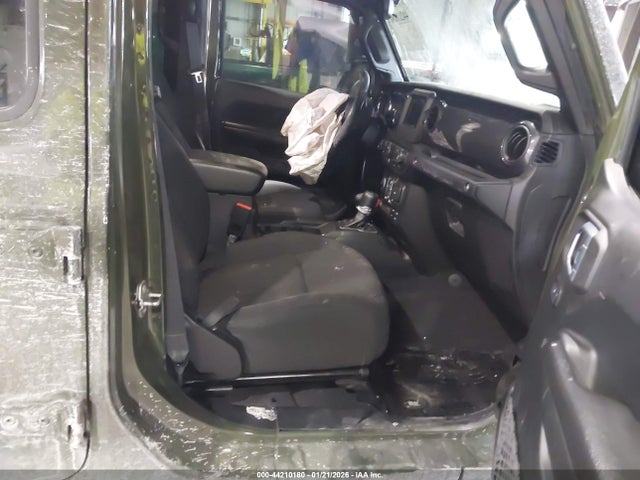 2021 JEEP WRANGLER UNLIMITED 1C4HJXDN3MW740398 Photo 4