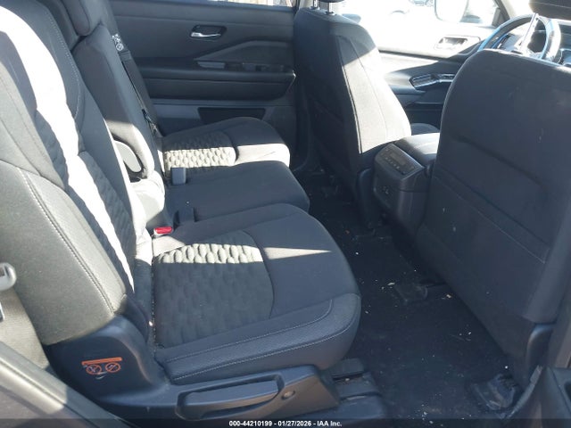 5N1DR3AA7NC203257 Nissan Pathfinder S 2wd