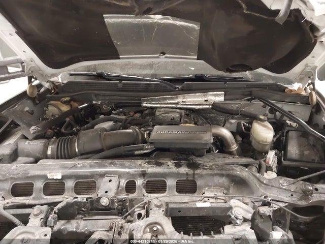 1GT12UEY3HF175260 GMC Sierra 2500hd Denali