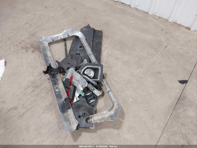1GT12UEY3HF175260 GMC Sierra 2500hd Denali