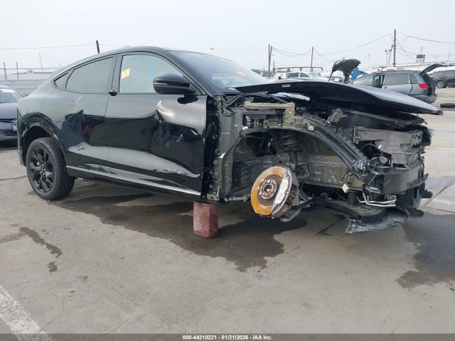 Ford Mustang Mach-e Premium 2023 3FMTK3R79PMA67272 головне зображення