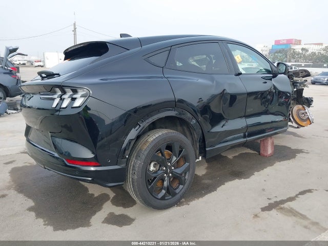Ford Mustang Mach-e Premium 2023 3FMTK3R79PMA67272 Image 4