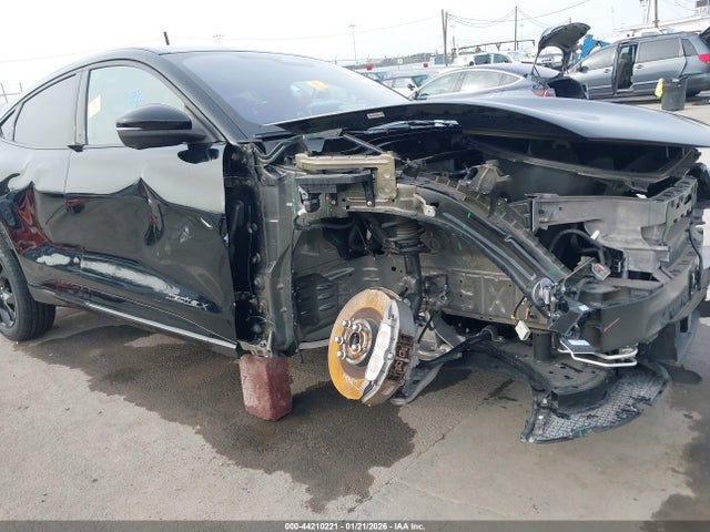 Ford Mustang Mach-e Premium 2023 3FMTK3R79PMA67272 Image 6