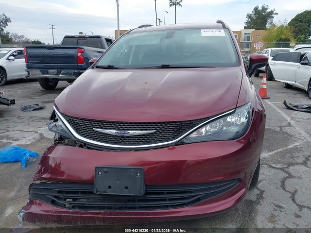 Chrysler Voyager Lxi 2020 2C4RC1DG0LR258573 Image 12