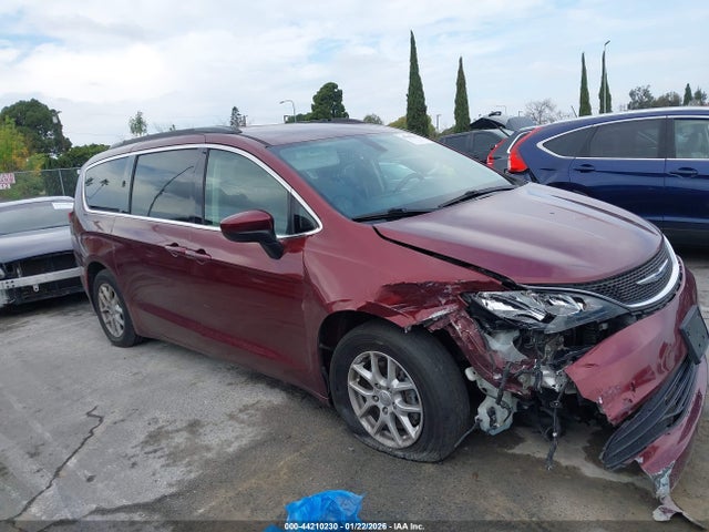 Chrysler Voyager Lxi 2020 2C4RC1DG0LR258573 Image 13
