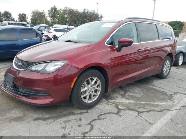 Chrysler Voyager Lxi 2020 2C4RC1DG0LR258573 Image 2