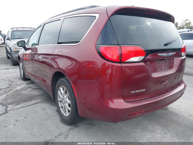 Chrysler Voyager Lxi 2020 2C4RC1DG0LR258573 Image 3