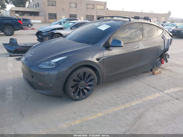 7SAYGDEF1NF542447 Tesla Model Y Performance Dual Motor All-wheel Drive