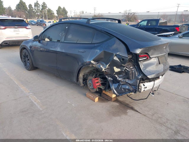 7SAYGDEF1NF542447 Tesla Model Y Performance Dual Motor All-wheel Drive