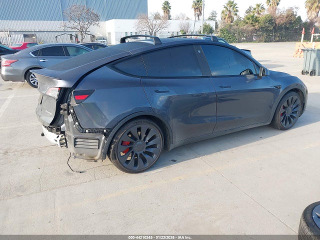 7SAYGDEF1NF542447 Tesla Model Y Performance Dual Motor All-wheel Drive