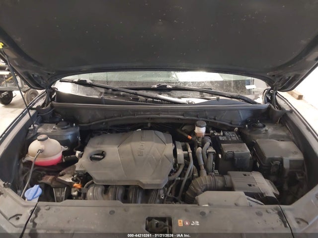 5NMJA3AE7NH005085 Hyundai TUCSON SE