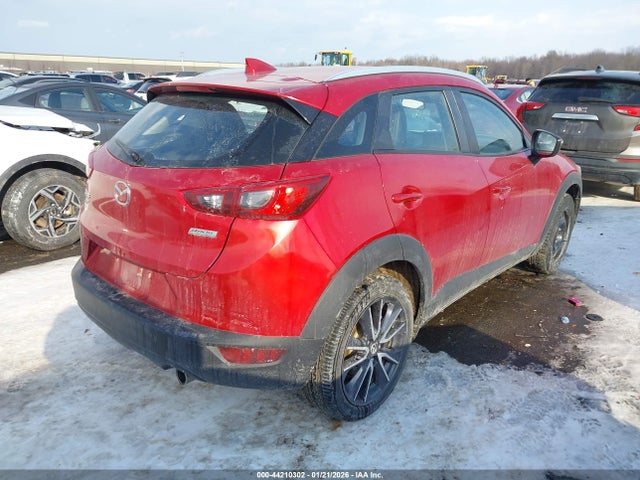 2018 MAZDA CX-3 JM1DKFC70J0300789 Photo 3