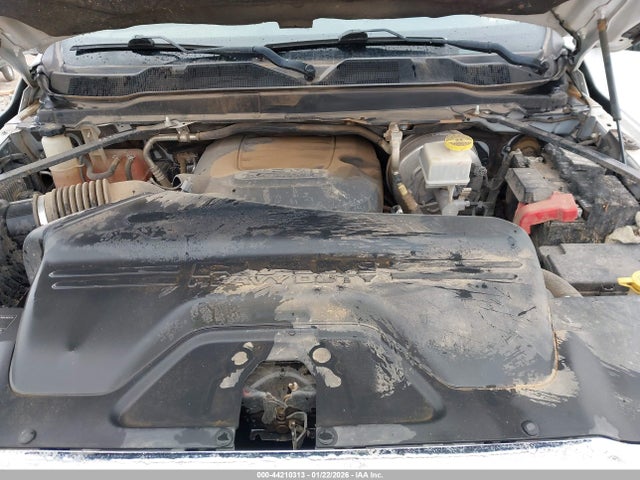 2019 RAM 2500 3C6UR5CJ3KG559380 Photo 9