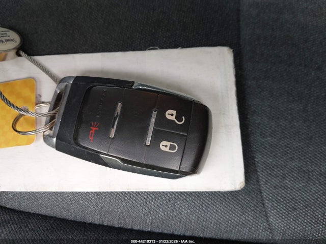 2019 RAM 2500 3C6UR5CJ3KG559380 Photo 10