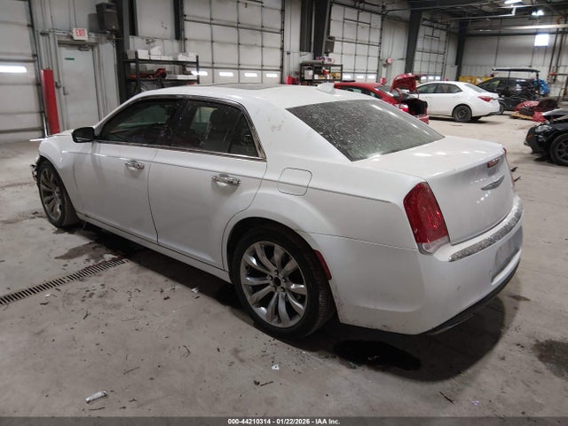 44210314 :رقم المزاد ، 2C3CCAET5FH756607 vin ، 2015 Chrysler 300c مزاد بيع
