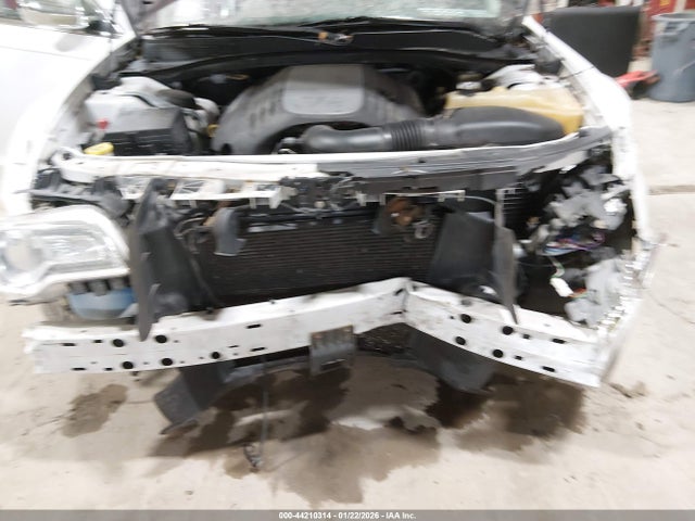 44210314 :رقم المزاد ، 2C3CCAET5FH756607 vin ، 2015 Chrysler 300c مزاد بيع