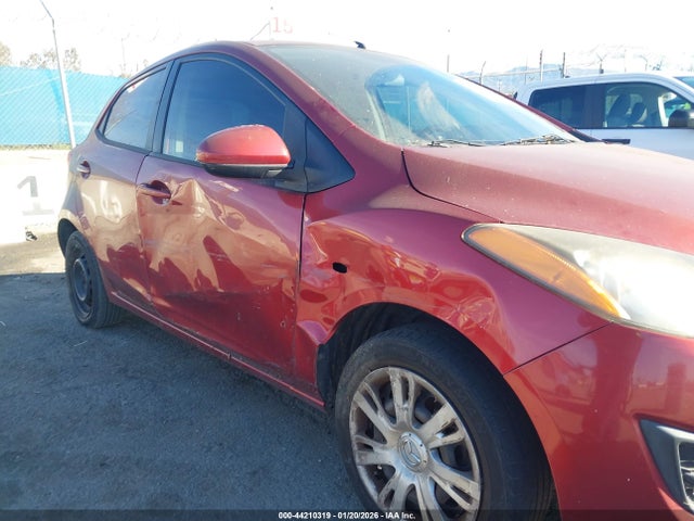 Mazda Mazda2 Sport 2014 JM1DE1KZXE0185007 Image 14