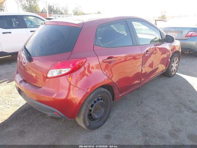 Mazda Mazda2 Sport 2014 JM1DE1KZXE0185007 Image 4