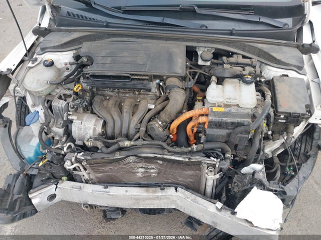 KMHC65LC3HU049840 Hyundai Ioniq Hybrid Blue