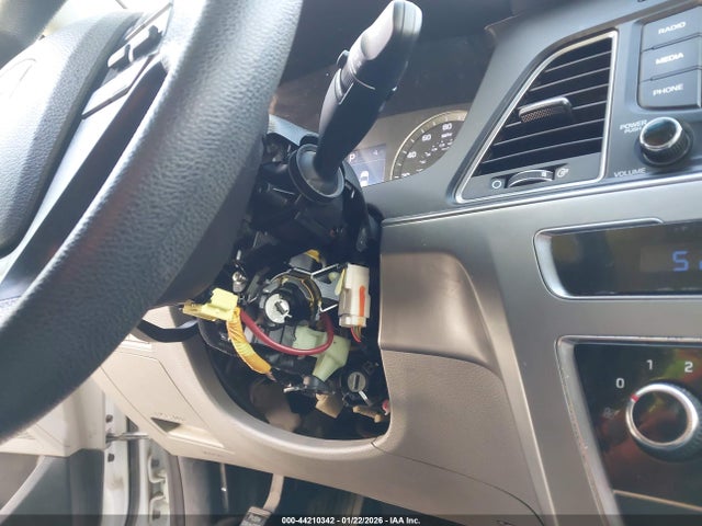 2015 HYUNDAI SONATA 5NPE24AF3FH179575 Photo 5