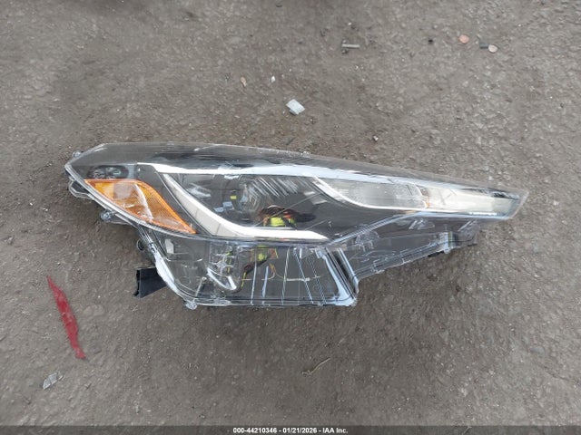 44210346 :رقم المزاد ، 7MUFBABG9SV073877 vin ، 2025 Toyota Corolla Cross Hybrid Se مزاد بيع