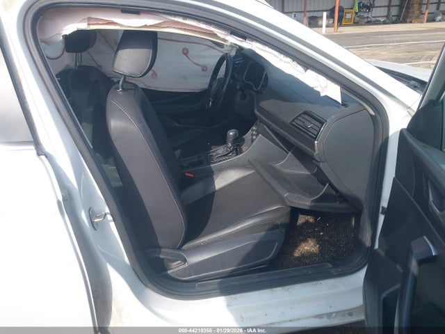 3VWEB7BU5KM259363 Volkswagen Jetta 1.4t Sel