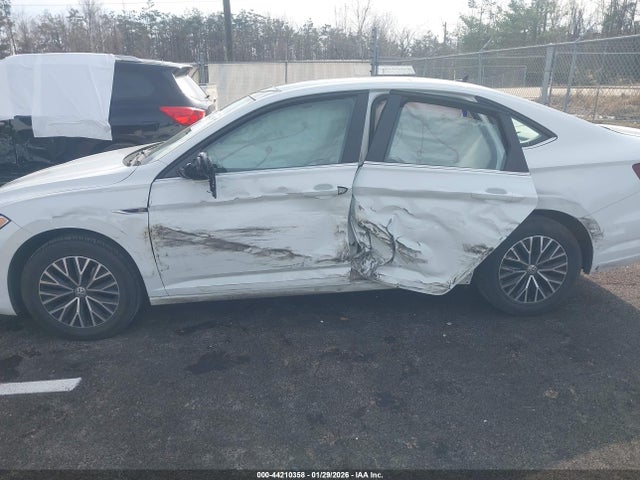 3VWEB7BU5KM259363 Volkswagen Jetta 1.4t Sel