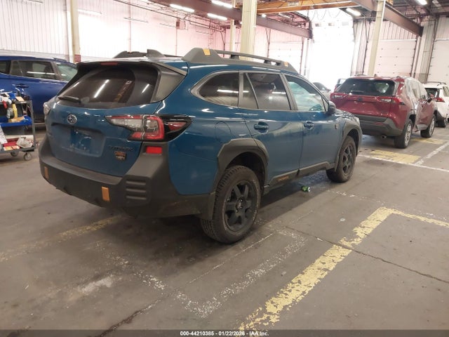 4S4BTGUD8S3268958 Subaru Outback Wilderness