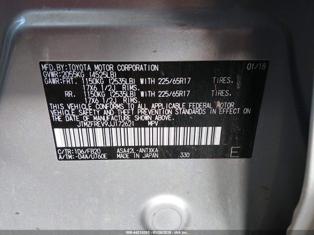 JTMZFREV9JJ172621 Toyota RAV4 LE